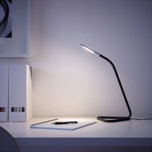 چراغ مطالعه ایکیا مدل HÅRTE رنگ مشکیکد3704