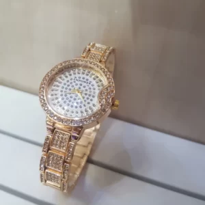 ساعت مچی عقربه ای زنانه مدل نگین‌دار ظریف کد 18 کدm5985