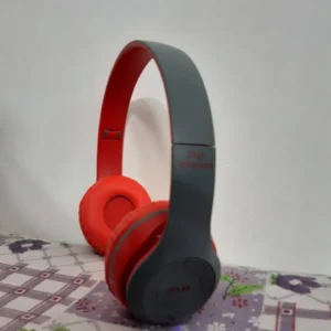 هدفون بلوتوثی مدل P47 EDR بدون قابلیت نویز کنسلینگ، درگاه USB Type-C، دارای شیار کارت حافظه، مقاومت در برابر رطوبت و عرق کدm21312