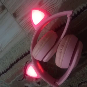 هدفون بلوتوثی مدل P47M فاقد نویز کنسلینگ، درگاه شارژ microUSB، دارای میکروفون داخلی، مقاوم در برابر رطوبت و عرق کدm23169