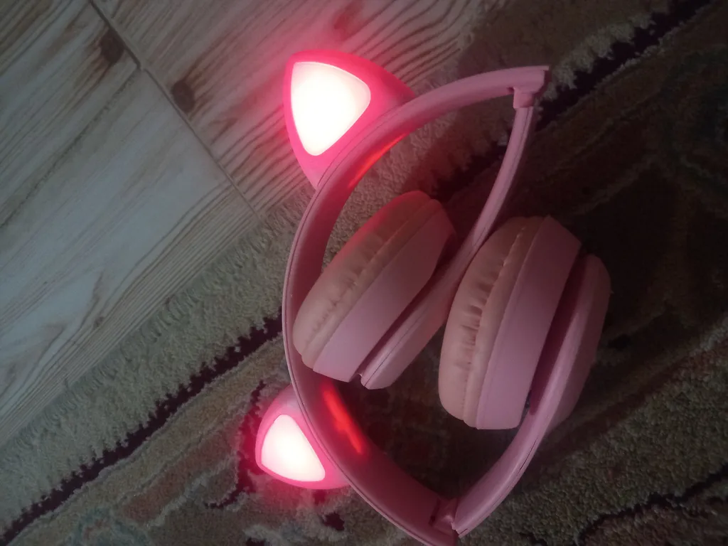 هدفون بلوتوثی مدل P47M فاقد نویز کنسلینگ، درگاه شارژ microUSB، دارای میکروفون داخلی، مقاوم در برابر رطوبت و عرق کدm23169