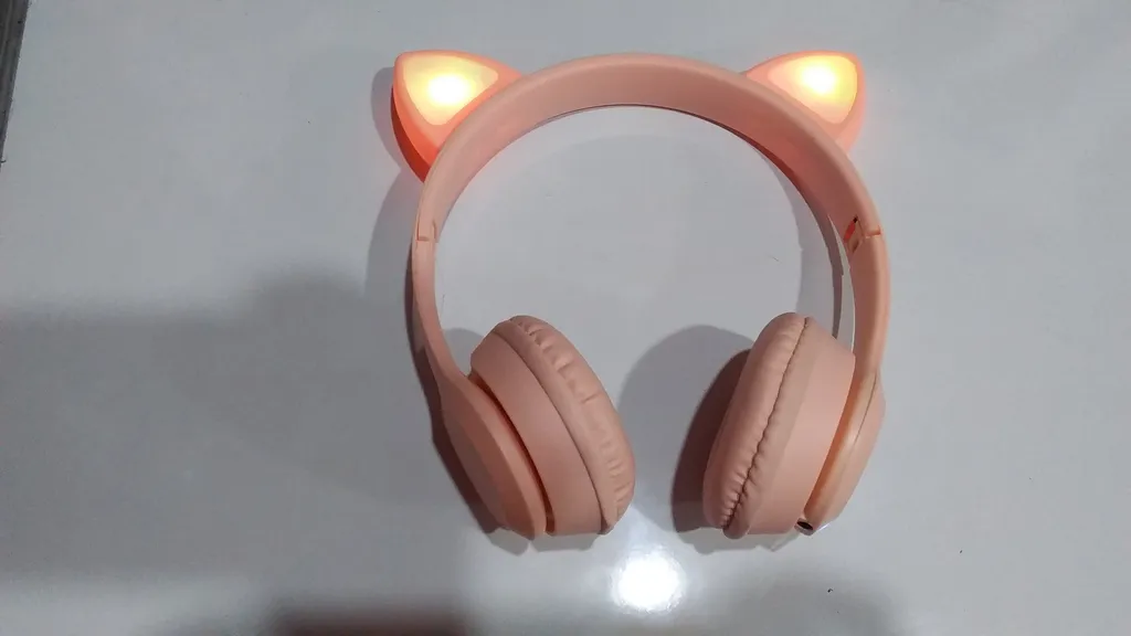 هدفون بلوتوثی مدل P47M فاقد نویز کنسلینگ، درگاه شارژ microUSB، دارای میکروفون داخلی، مقاوم در برابر رطوبت و عرق کدm23169